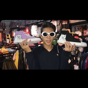 Meet your Posher, Luis